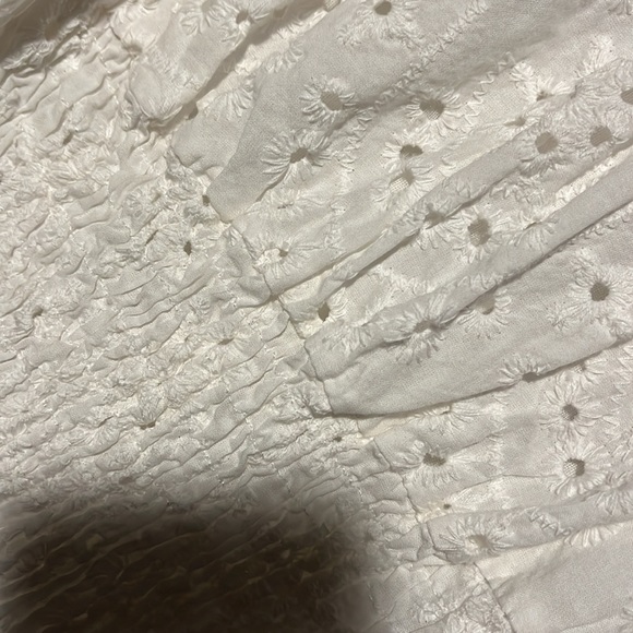 Mini all white summer dress - Picture 3 of 3